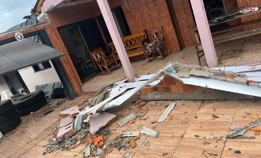 Defesa Civil vai distribuir telhas para Nova Laranjeiras