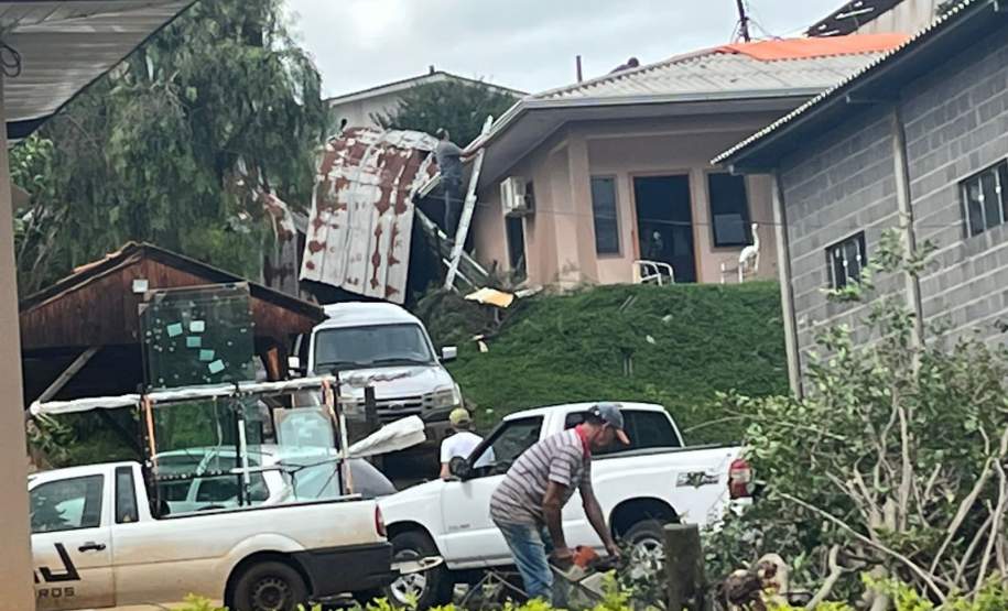 Defesa Civil vai distribuir telhas para Nova Laranjeiras