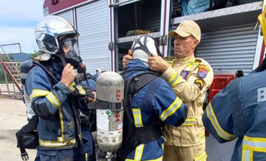 Exercício no Porto de Antonina simula atendimento de emergência com produto tóxico