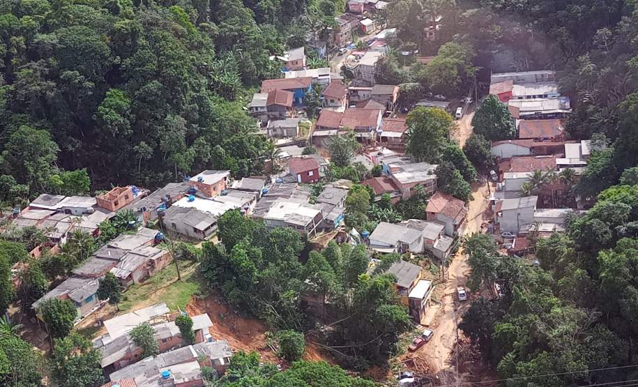 Após ajudar municípios atingidos pelas chuvas, técnicos do Paraná relatam trabalho em São Paulo