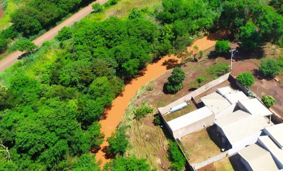 Defesa Civil monta força-tarefa para ajudar Bandeirantes; 270 famílias são afetadas