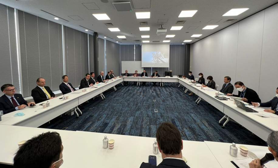 Estado busca novos investimentos em sustentabilidade em reunião com agência japonesa