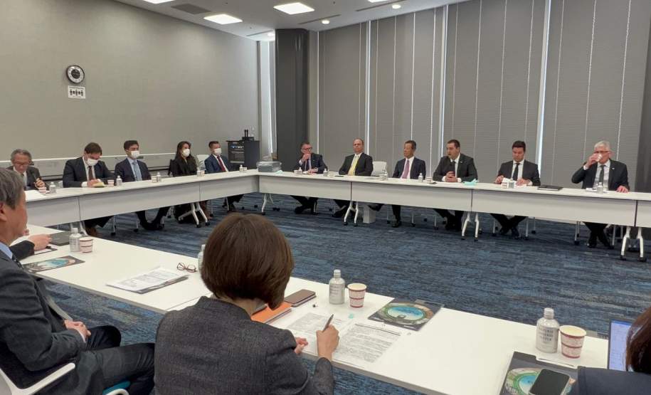 Estado busca novos investimentos em sustentabilidade em reunião com agência japonesa