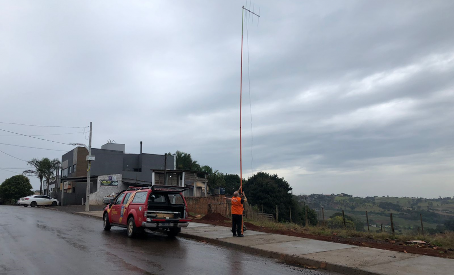 Radioamadores voluntários treinam protocolos em simulado de comunicação