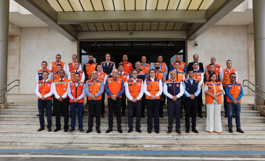 Gestores de Defesa Civil discutem prevenção de desastres e apoio à população