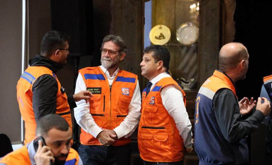 Gestores de Defesa Civil discutem prevenção de desastres e apoio à população