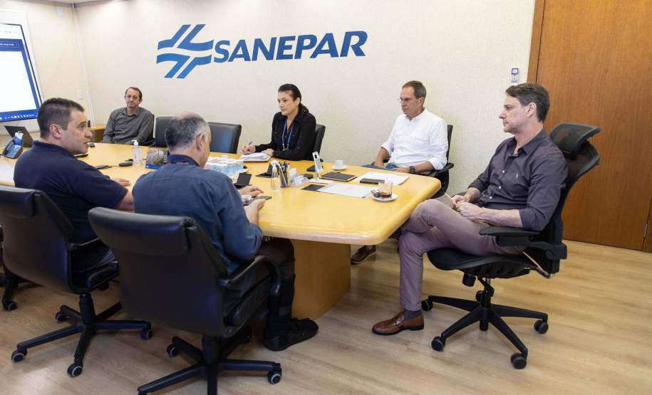 Sanepar disponibiliza sistema de monitoramento de bacias para Defesa Civil do Paraná