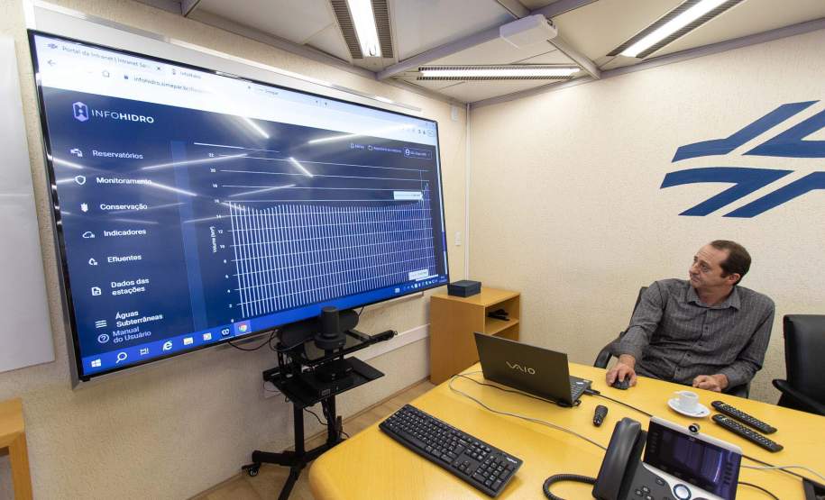 Sanepar disponibiliza sistema de monitoramento de bacias para Defesa Civil do Paraná