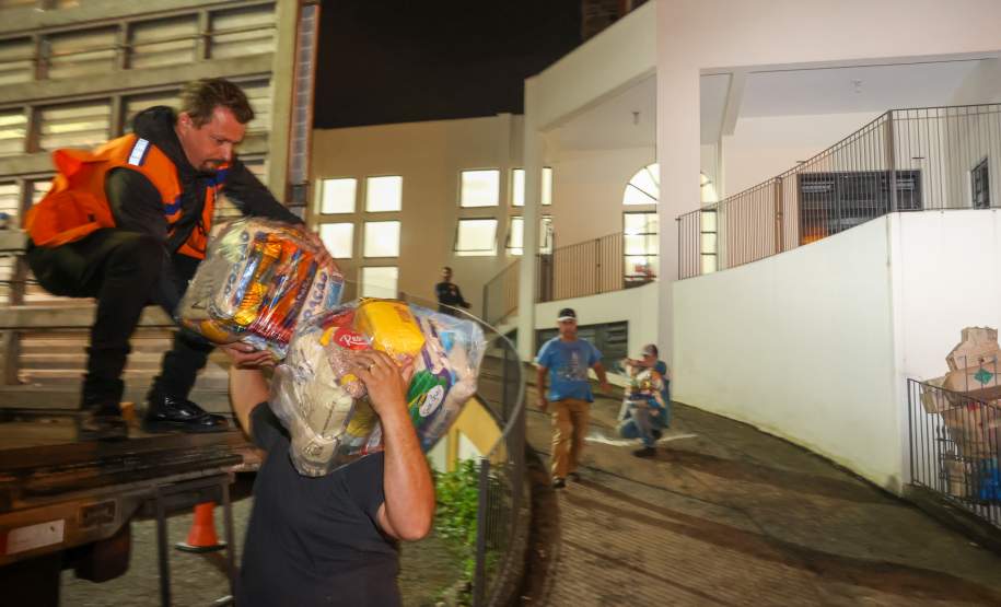 Mais 580 cestas básicas chegam a União da Vitória; Estado reforça suporte em regiões mais críticas