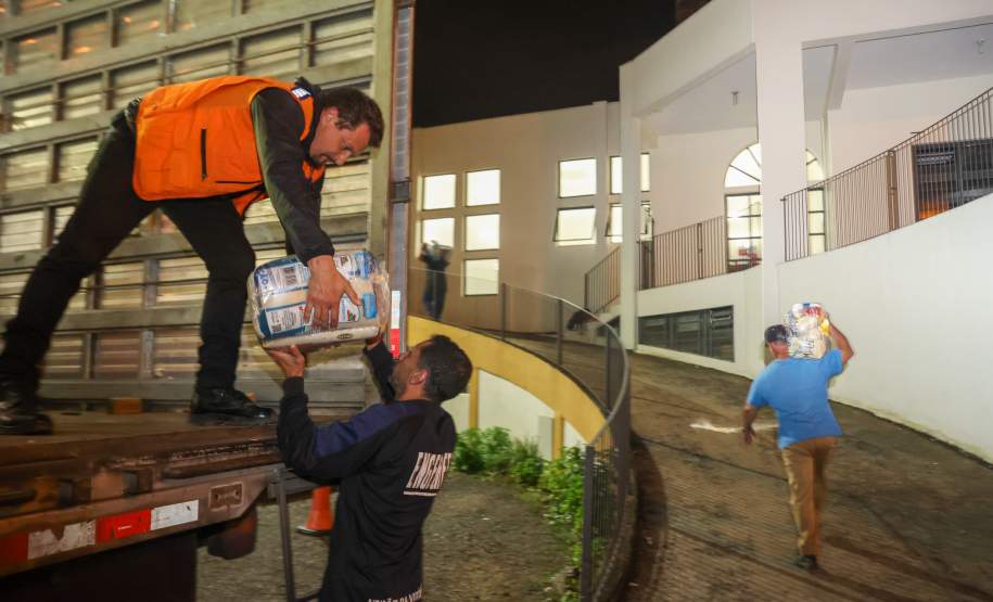 Mais 580 cestas básicas chegam a União da Vitória; Estado reforça suporte em regiões mais críticas
