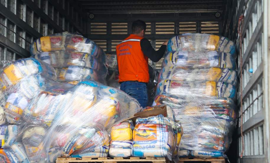 Mais 580 cestas básicas chegam a União da Vitória; Estado reforça suporte em regiões mais críticas