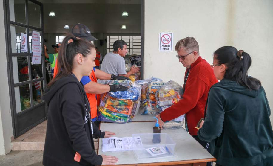 Em União da Vitória, governador Ratinho Junior anuncia pacote para auxílio às vítimas de enchentes