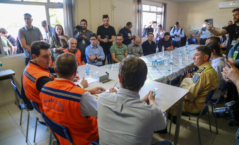 Em União da Vitória, governador Ratinho Junior anuncia pacote para auxílio às vítimas de enchentes