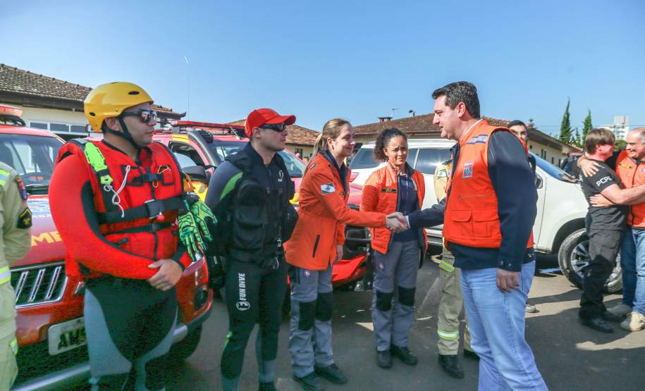 Em União da Vitória, governador Ratinho Junior anuncia pacote para auxílio às vítimas de enchentes