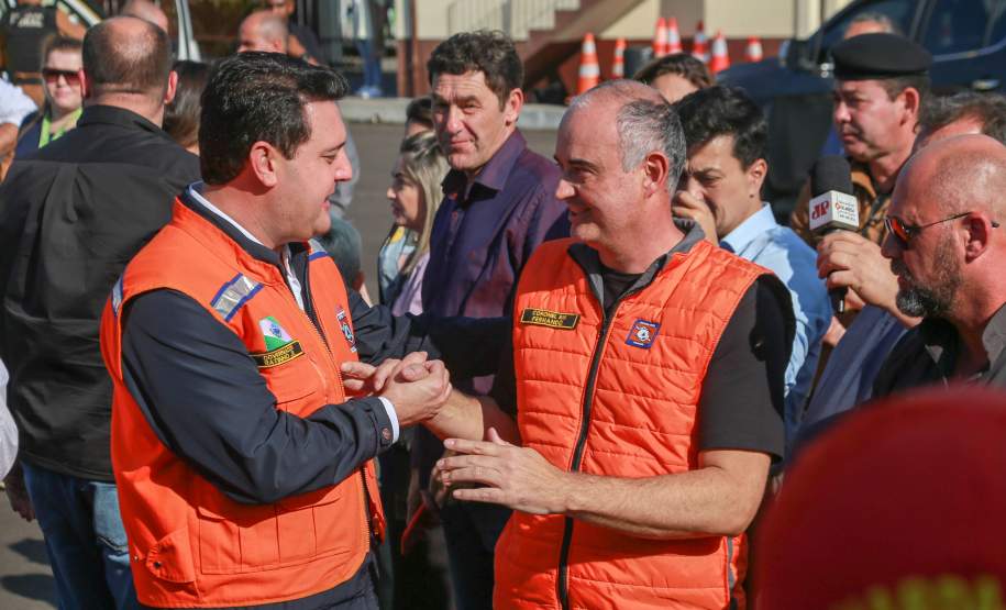 Em União da Vitória, governador Ratinho Junior anuncia pacote para auxílio às vítimas de enchentes