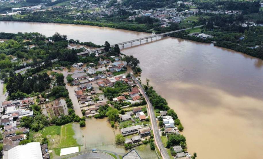 Novo boletim da Defesa Civil aponta 28 mil pessoas atingidas pelas chuvas no Paraná