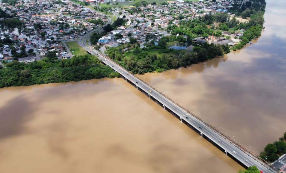 Novo boletim da Defesa Civil aponta 28 mil pessoas atingidas pelas chuvas no Paraná