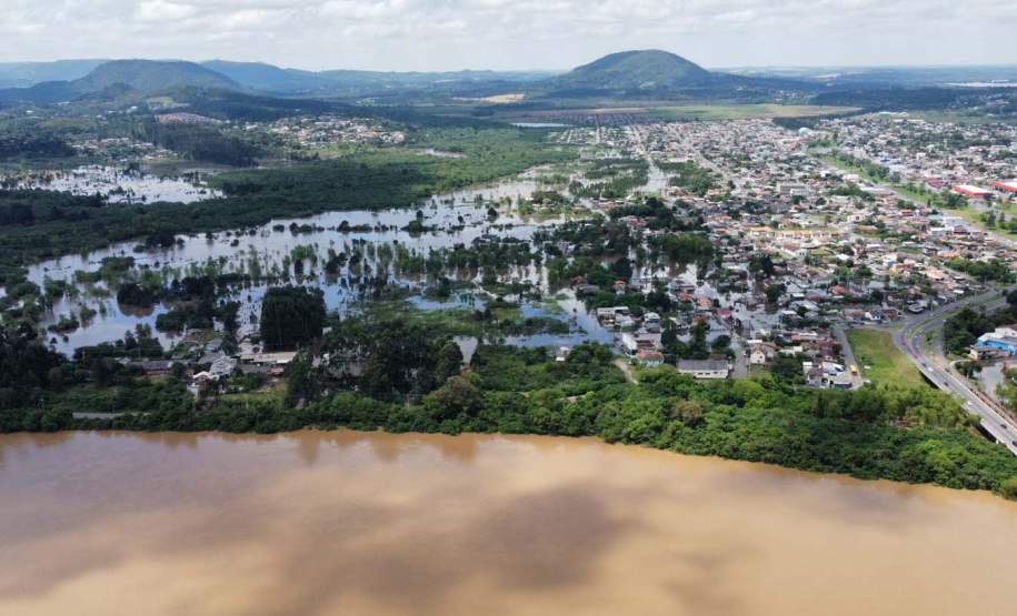Novo boletim da Defesa Civil aponta 28 mil pessoas atingidas pelas chuvas no Paraná