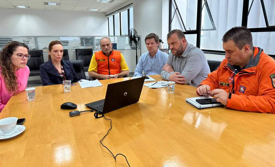 Governo dá prioridade a gestantes, crianças, idosos e acamados que estão desabrigados