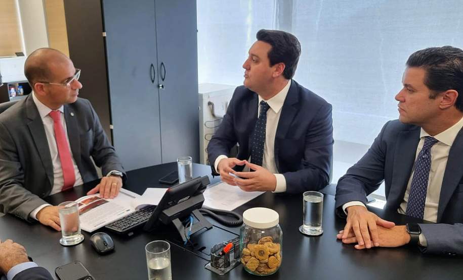 Em Brasília, governador busca apoio para reforçar atendimento aos afetados pelas chuvas