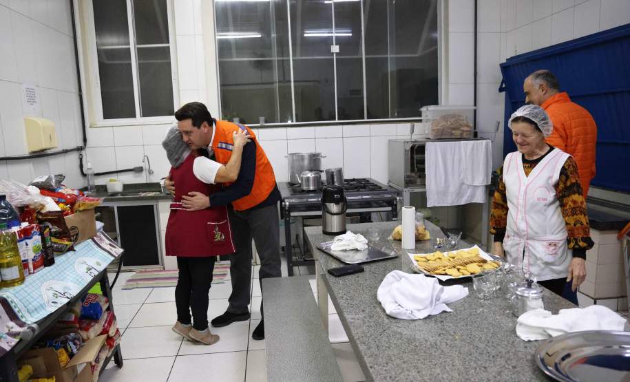 Governador visita São Mateus do Sul, uma das cidades mais afetadas pelas chuvas