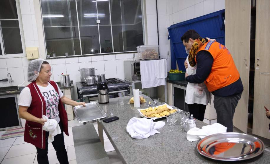 Governador visita São Mateus do Sul, uma das cidades mais afetadas pelas chuvas