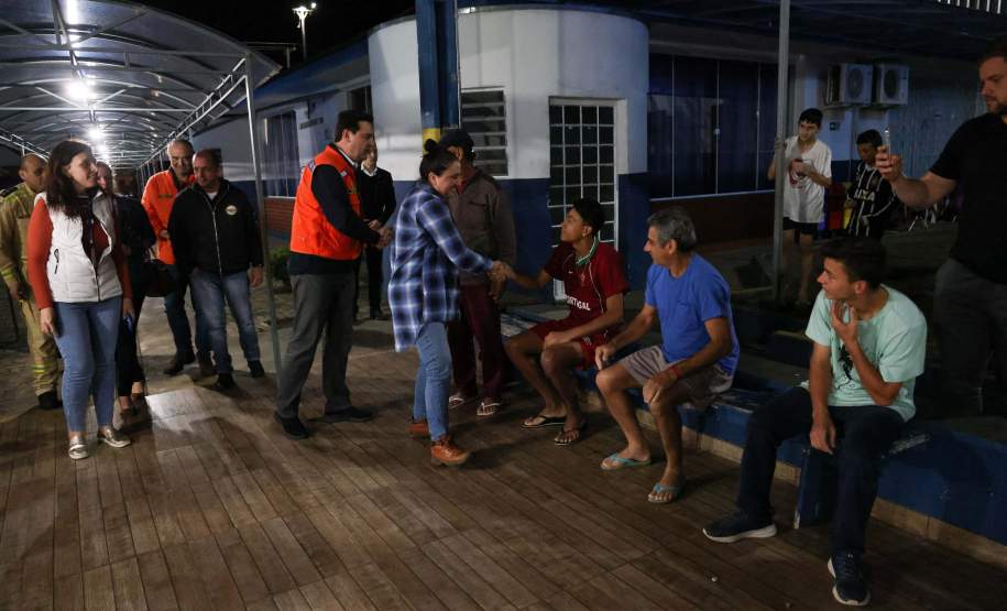 Governador visita São Mateus do Sul, uma das cidades mais afetadas pelas chuvas