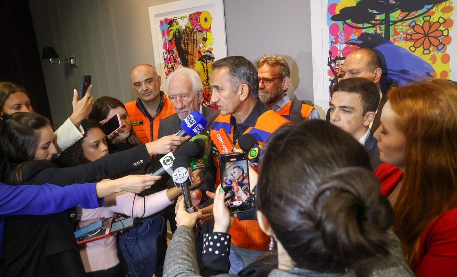 Vice-governador e ministro da Integração se reúnem com moradores de União da Vitória