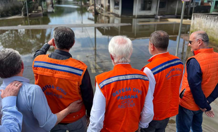 Vice-governador e ministro da Integração se reúnem com moradores de União da Vitória