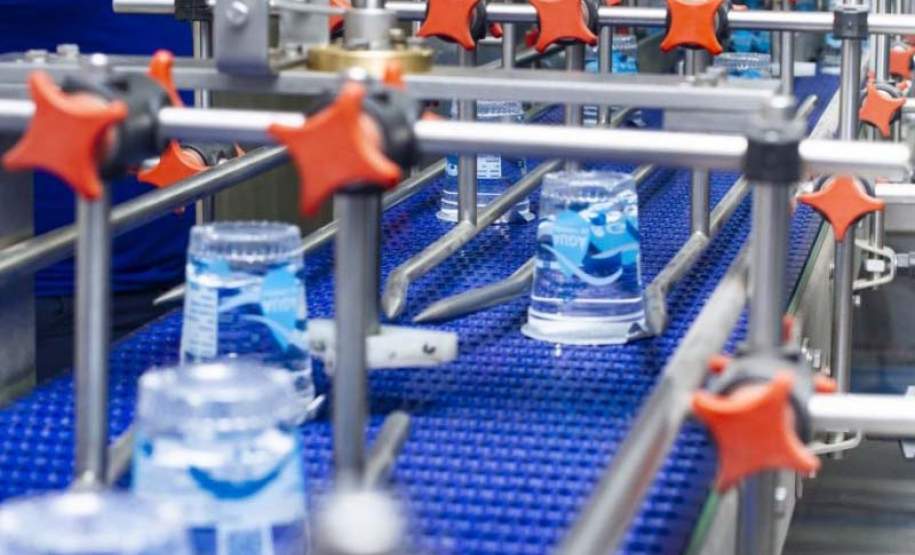 Paraná enviará alimentos, 144 mil copos de água da Sanepar e colchões ao Rio Grande do Sul