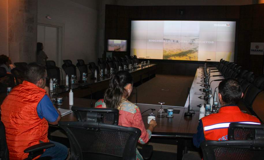 Primeira-dama reforça campanha paranaense de ajuda ao Rio Grande do Sul