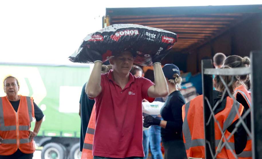 Governo do Paraná quer instituir Rede de Ajuda Humanitária com abrangência nacional