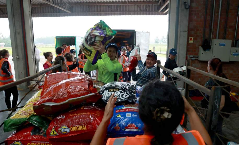 Governo do Paraná quer instituir Rede de Ajuda Humanitária com abrangência nacional