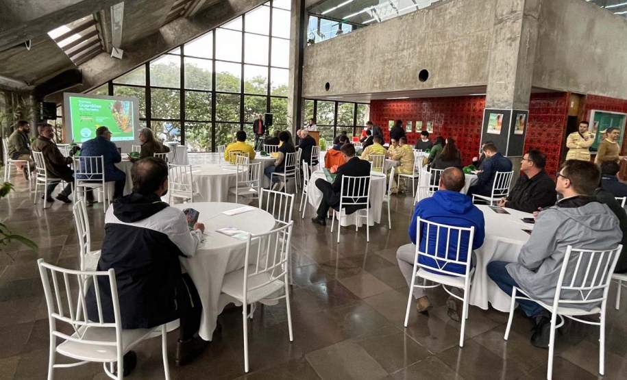 Com novo mascote, Paraná inicia campanha de prevenção de incêndios florestais