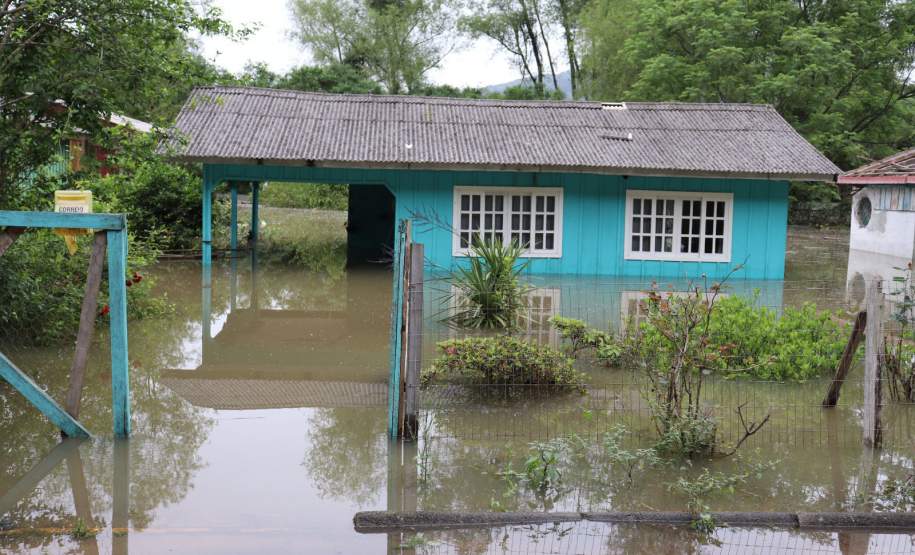 O que fazer em desastres? Defesa Civil orienta população sobre antes, durante e depois