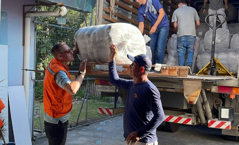 Aquece Paraná recebe doação de 4 mil cobertores das Lojas Daju