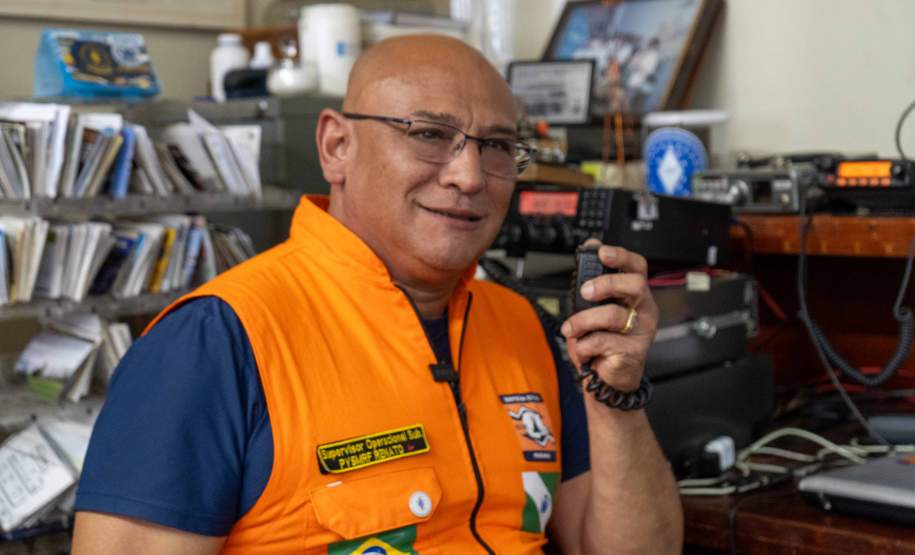 Voluntariado: conheça paranaenses que fazem a diferença em eventos extremos