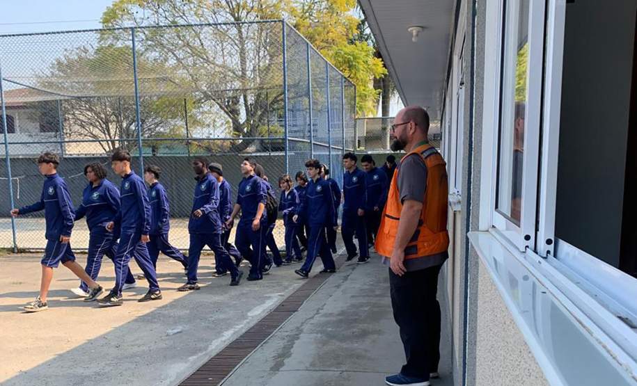 Brigadas Escolares do Paraná são referência para criação de projeto no Ceará