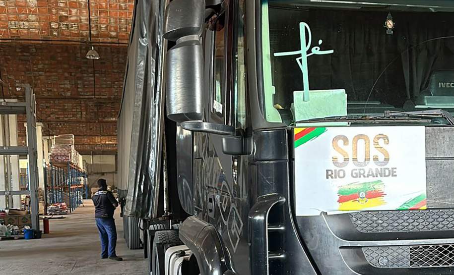 Paraná envia 10 mil cestas básicas às famílias gaúchas impactadas pela enchente