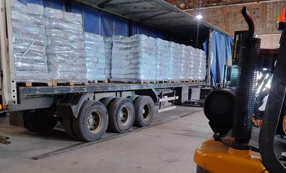 Paraná envia 10 mil cestas básicas às famílias gaúchas impactadas pela enchente