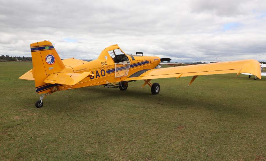 Governo do Paraná contrata aviões para reforçar combate a incêndios florestais