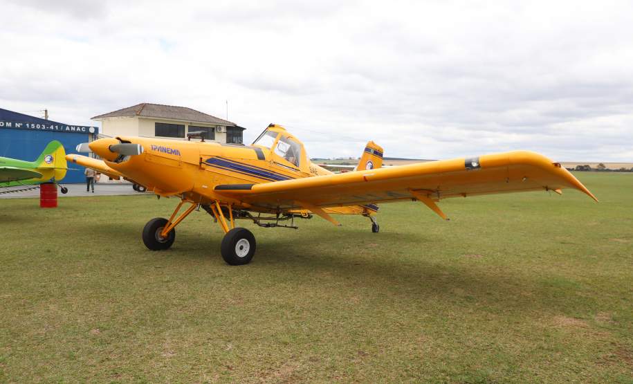 Governo do Paraná contrata aviões para reforçar combate a incêndios florestais