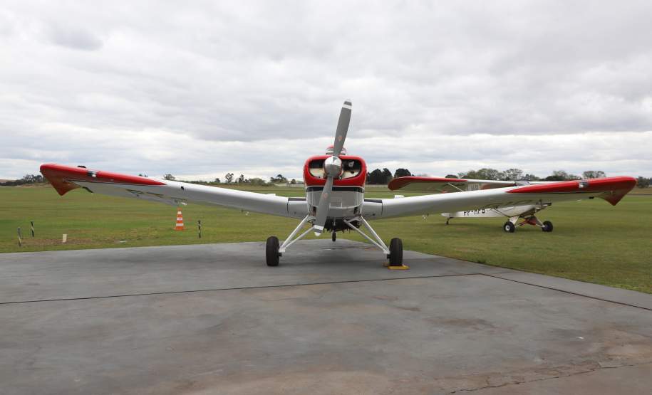 Governo do Paraná contrata aviões para reforçar combate a incêndios florestais