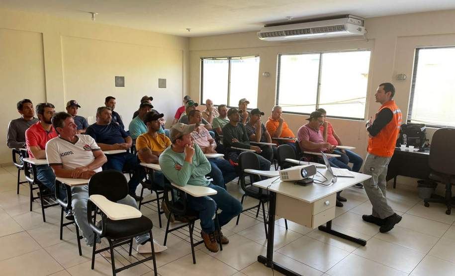 Força-tarefa de combate a incêndios inicia treinamento de 600 brigadistas florestais