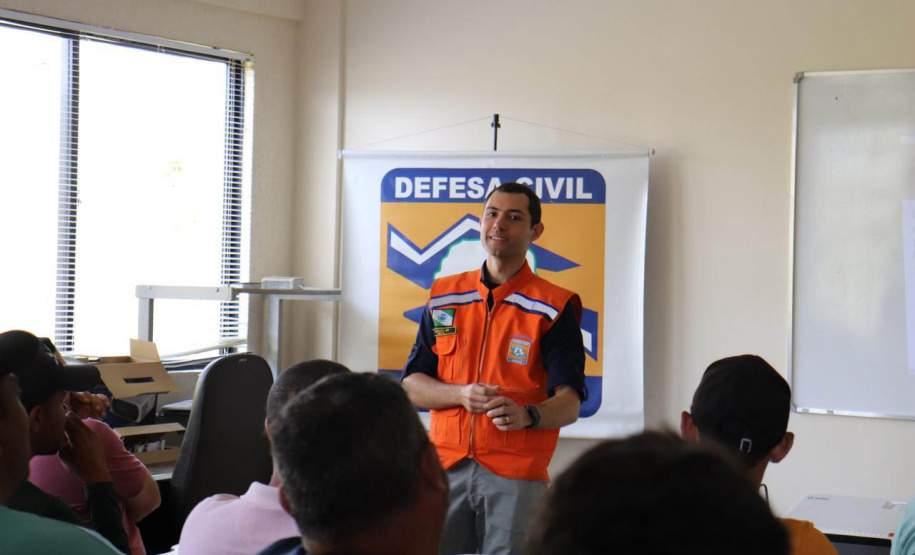 Força-tarefa de combate a incêndios inicia treinamento de 600 brigadistas florestais