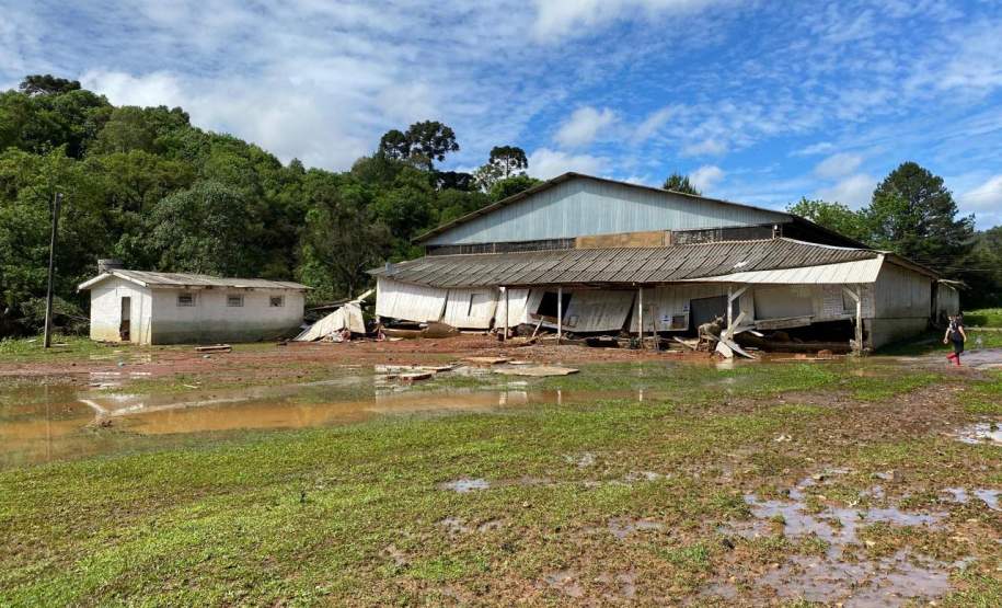 Governador determina força-tarefa para ajuda às vítimas das chuvas em General Carneiro