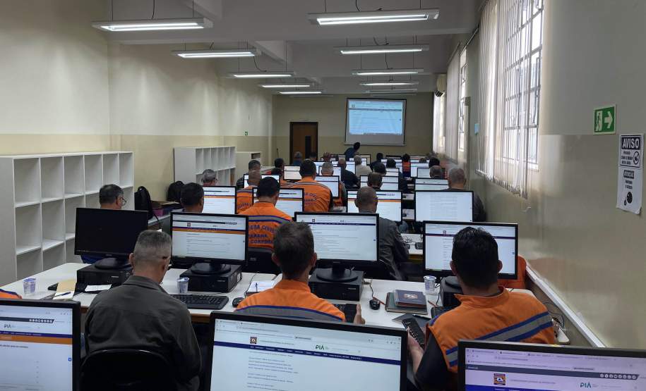 Defesa Civil capacita 44 novos servidores para atuar em todo o Estado