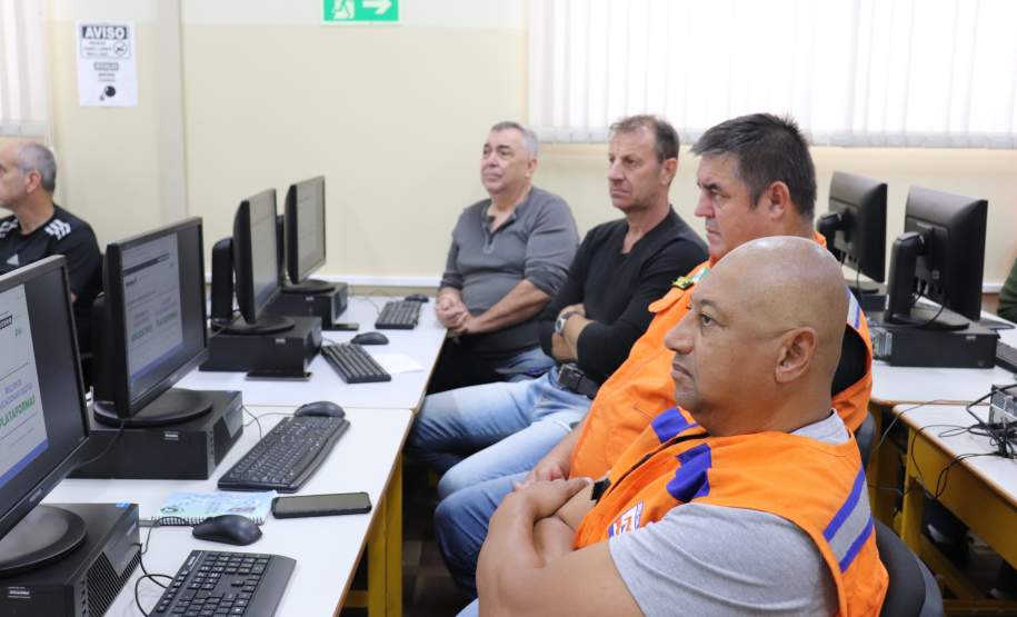 Defesa Civil capacita 44 novos servidores para atuar em todo o Estado