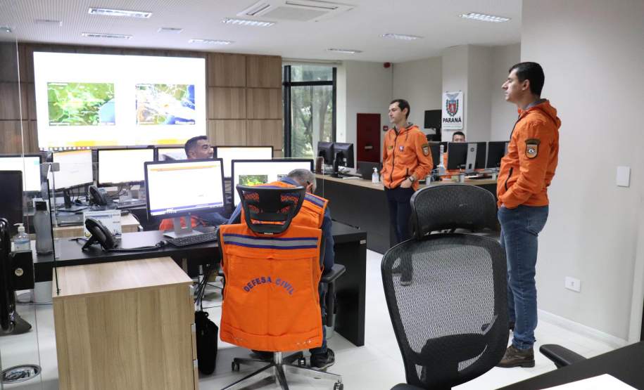 Chuvas ultrapassam 100 mm em várias cidades no sábado e Defesa Civil registra ocorrências