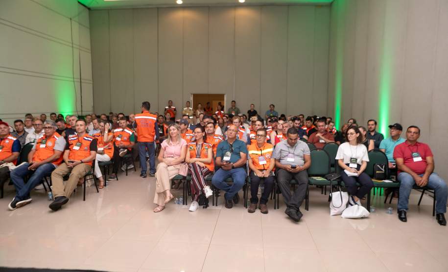 Defesa Civil prepara coordenadores municipais para enfrentar desastres no Paraná